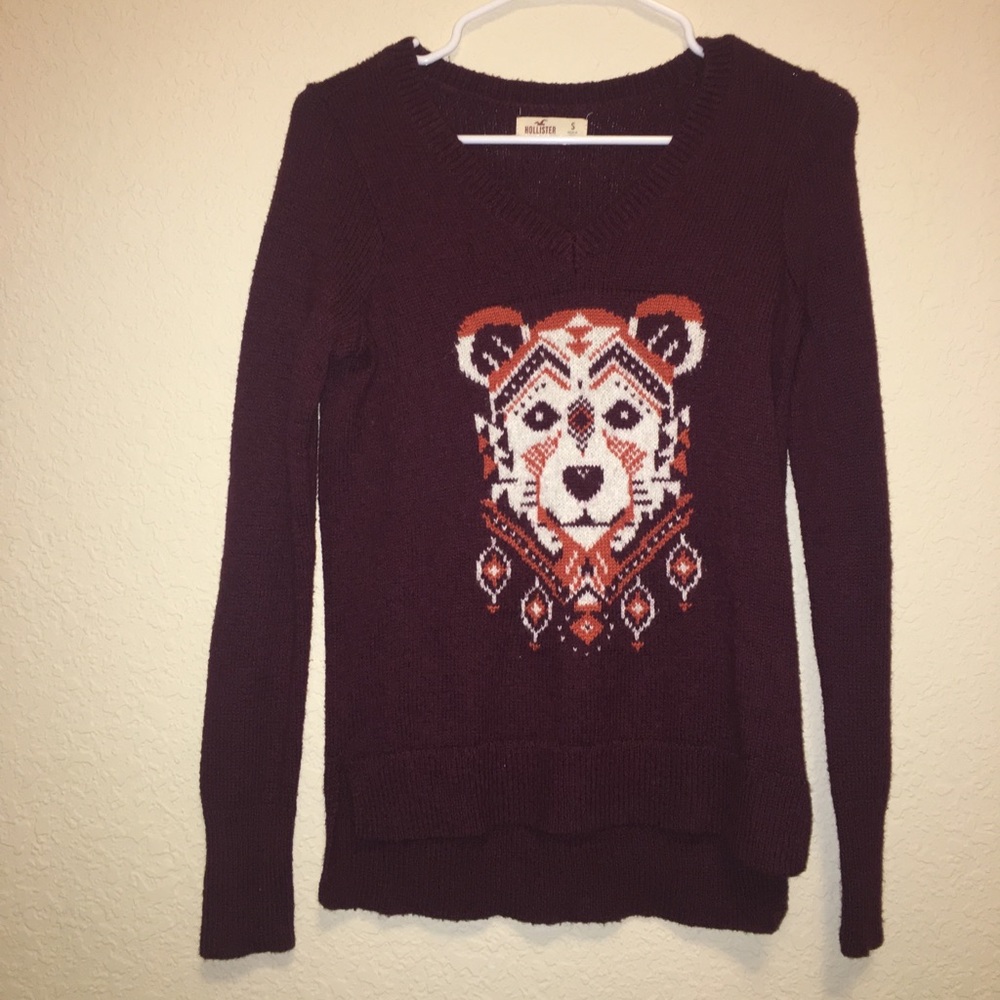 Maroon knit sweater